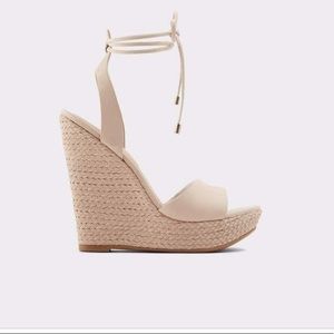 Aldo lriladia wedge